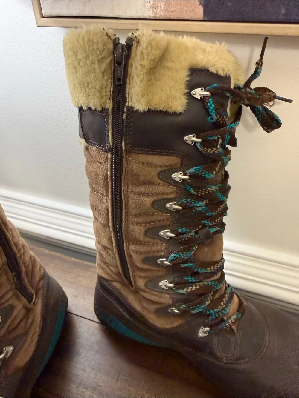 Merrell Women’s Winterbelle Peak Waterproof Boots size 10
